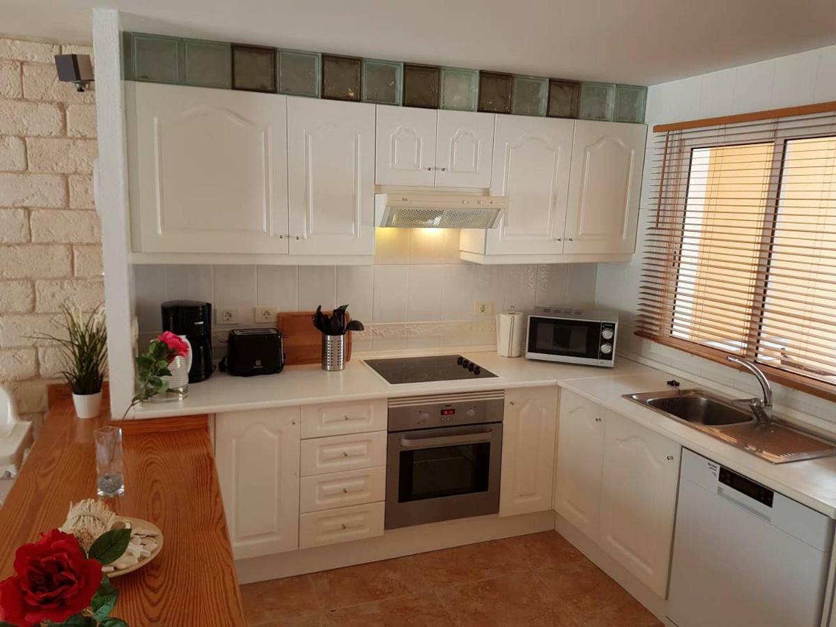 Villa Roque Del Conde With Fantastic Sea View, Terrace, Pool, Wifi, Sat-Tv, Garage Costa Adeje  Eksteriør bilde